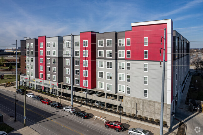 Building Photo - Yugo Louisville Nine