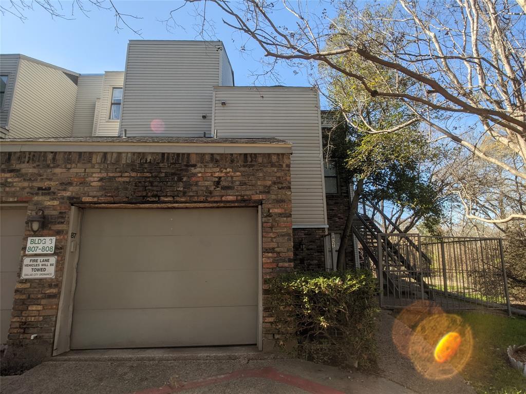 Foto principal - 7340 Skillman St