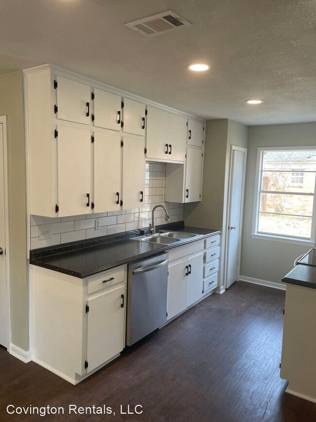 Foto del edificio - 4 br, 2 bath House - 2006 N Beal St