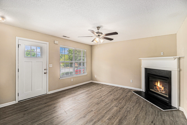 Building Photo - 128 Prity Ct