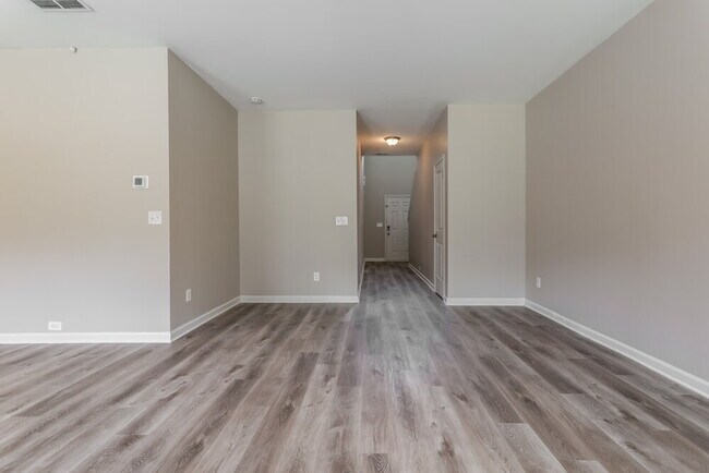 Foto del edificio - 609 Beaujolais Ct