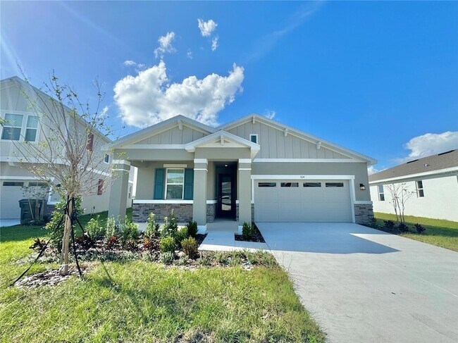 Foto del edificio - 824 Griffon Ave