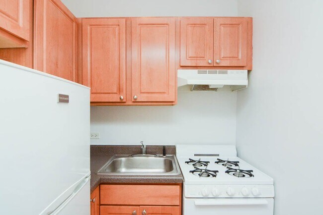 Foto del edificio - 1742 N Humboldt Blvd