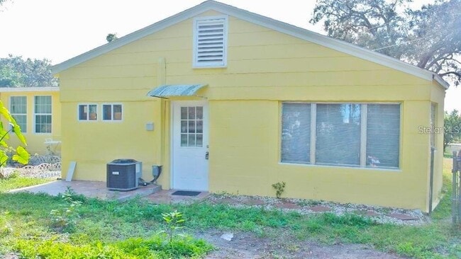 Building Photo - 141 Sunnytown Rd