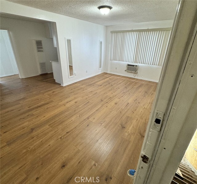 Foto del edificio - 5142 Denny Ave