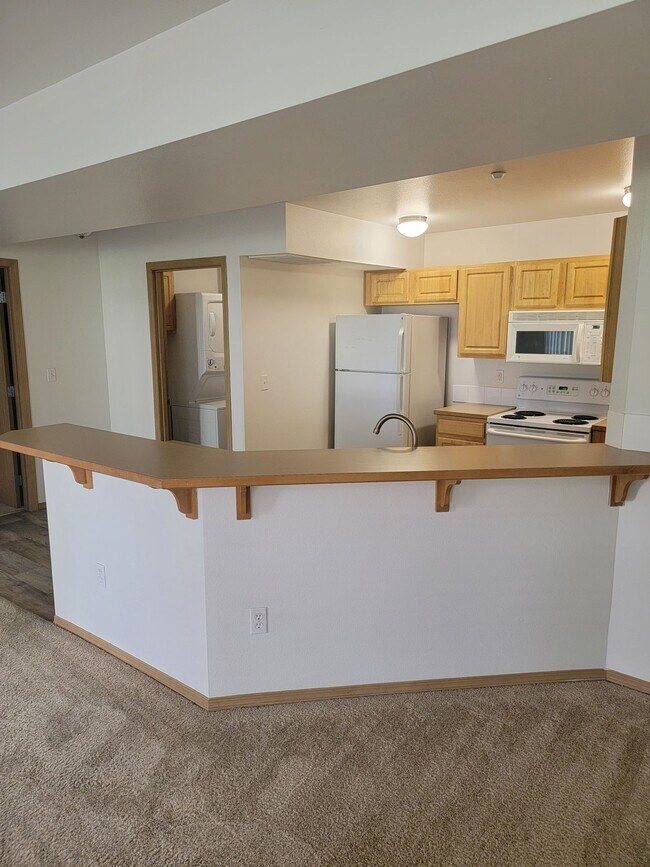 Sumner Square Apartments at 15106 Elm St E Sumner, WA