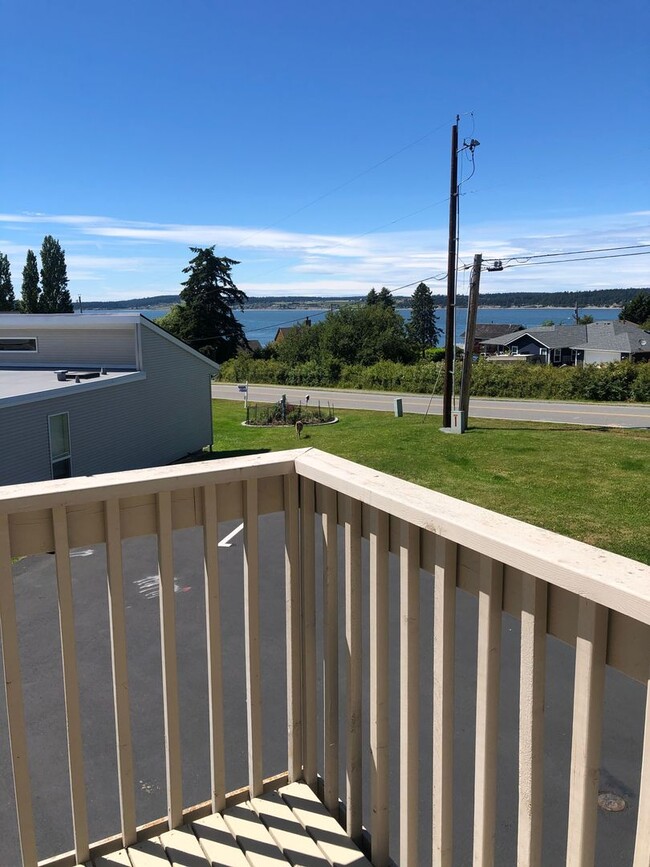 Foto del edificio - 925 SqFt, 2 Bed Condo in Coupeville, 20 Mi...