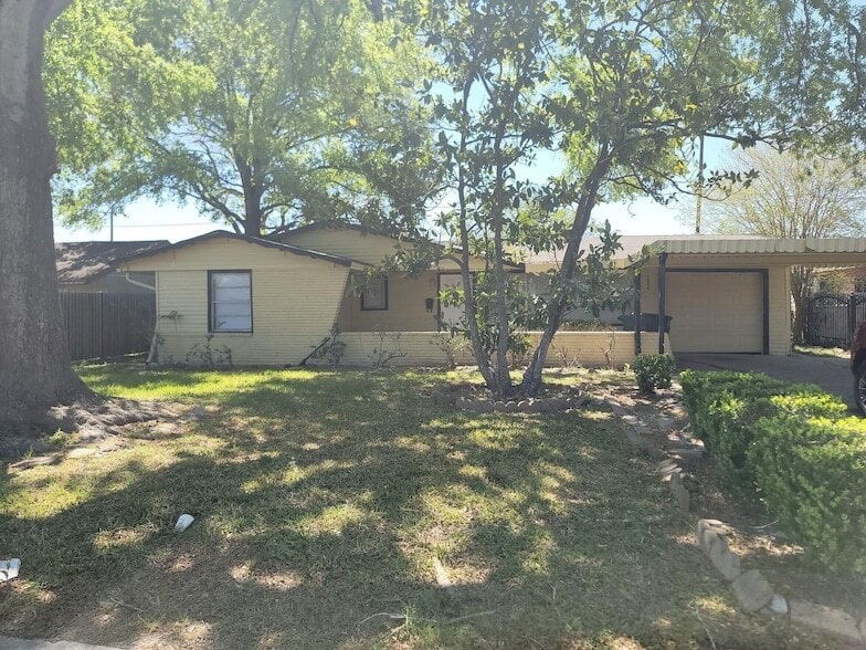 Photo - 5934 Ridgeway Drive Unit