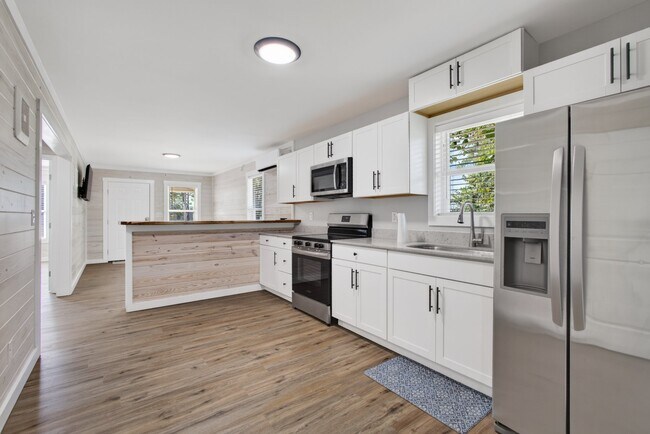 Foto del edificio - 1311 Oak St