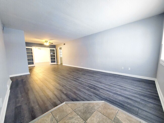 Foto del edificio - 3 Bed- 2 Full Bath Ranch for Rent | Newly ...