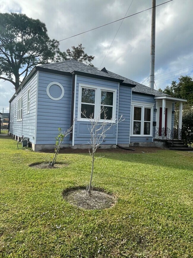 Foto del edificio - Single Family Home in Quiet Gentilly Neigh...