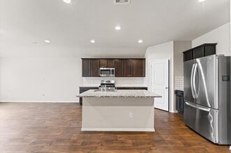 Building Photo - 919 Bright Lotus Ln