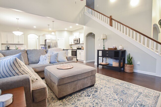 Foto del edificio - Pet Friendly Three Bedroom with Bonus in S...