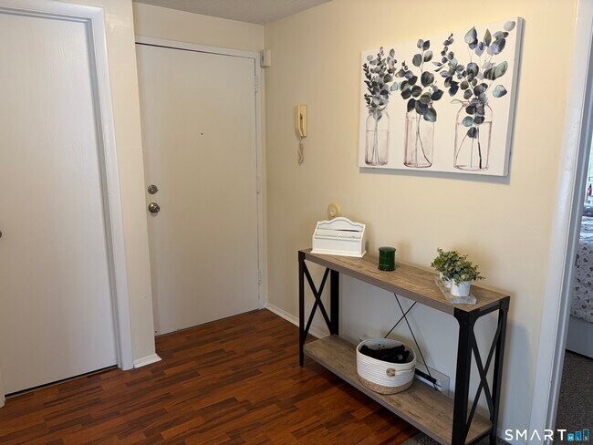 Foto del edificio - 117 Heather Ridge