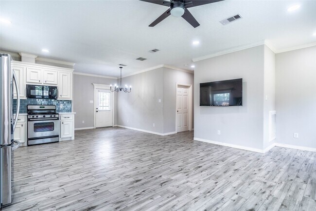 Building Photo - 4118 Topping St