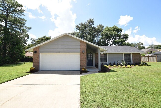 Foto del edificio - 3 br, 2 bath House - 236 Secret Way