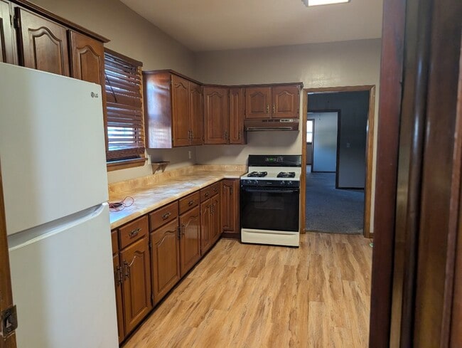 Foto del edificio - 2225 Poplar St