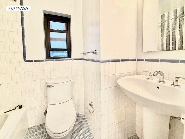 Foto del edificio - 339 E 57th St