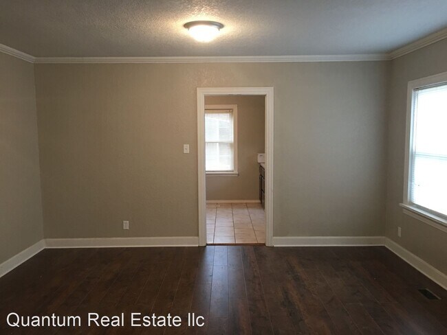 Foto del edificio - 3 br, 2 bath House - 2030 S. L STREET