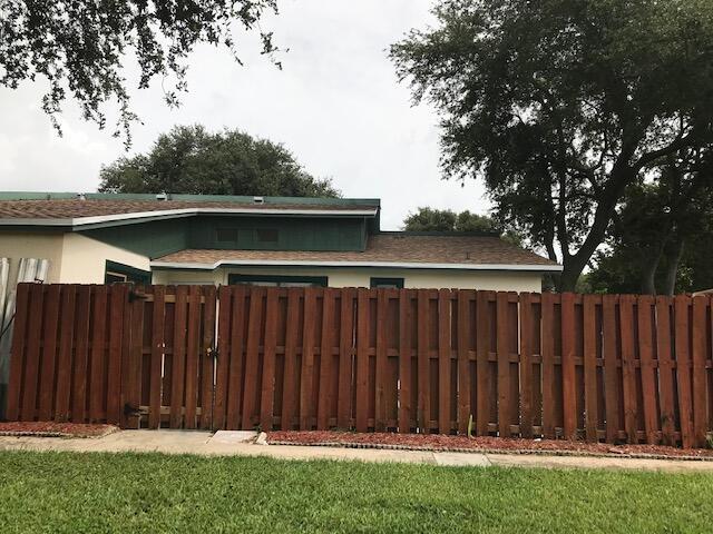 Primary Photo - 1031 Manor Dr