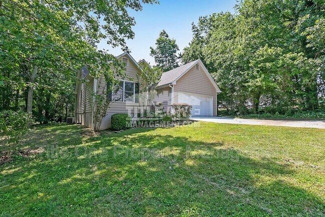 Building Photo - 52 E Boxwood Dr SE