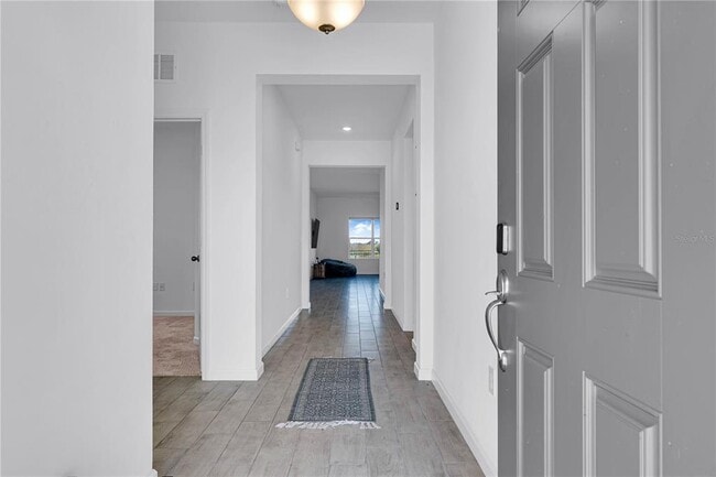 Foto del edificio - 5920 Catamaran Ave