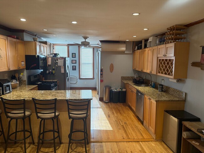 Foto del edificio - 222 Willow Ave