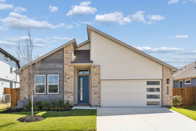 A Refined New Construction Residence in the Distinguished Eagle Creek Community - A Refined New Construction Residence in the Distinguished Eagle Creek Community House