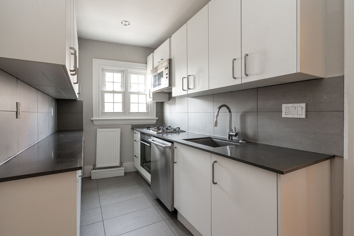 Photo principale - Lawrence Park Apartments