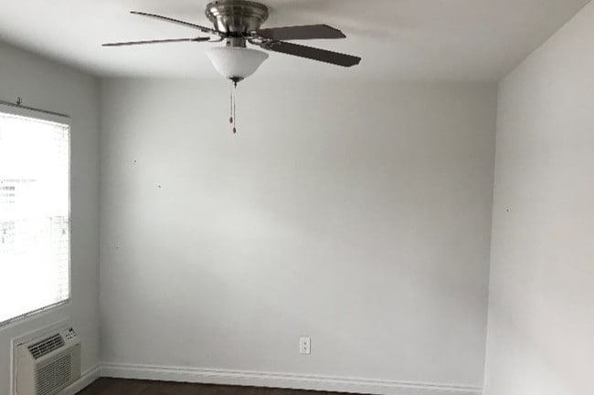 brand new floors - 7575 El Cajon Blvd