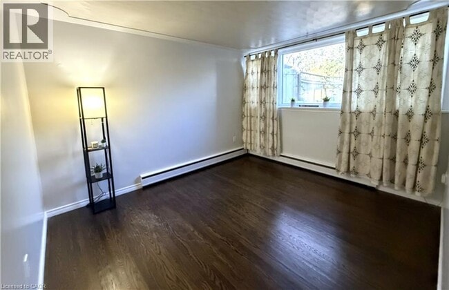 Photo du bâtiment - 1-24 GILDNER Street