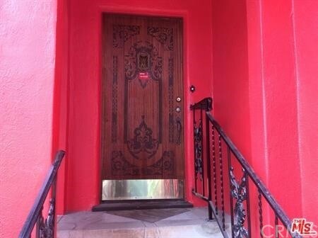 Foto del edificio - 4227 McClung Dr