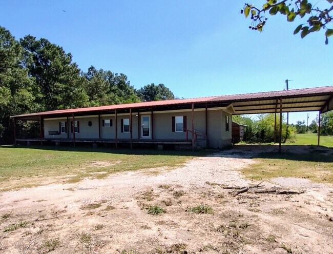 Building Photo - 929 Farm to Market 82