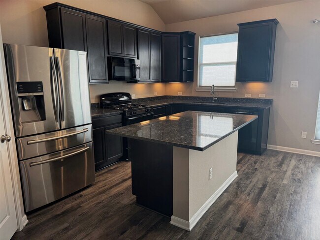 Foto del edificio - 163 Emery Oak Way