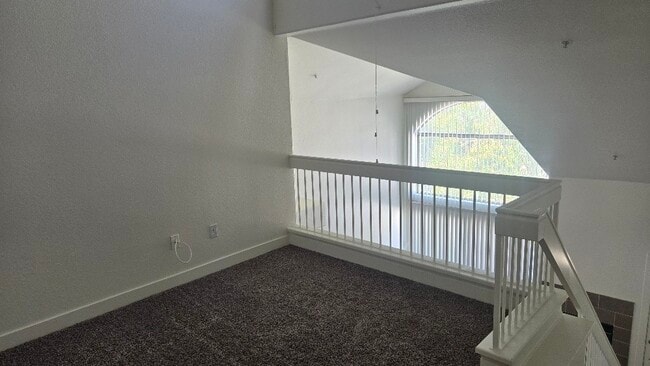 Building Photo - 13133 Le Parc Blvd