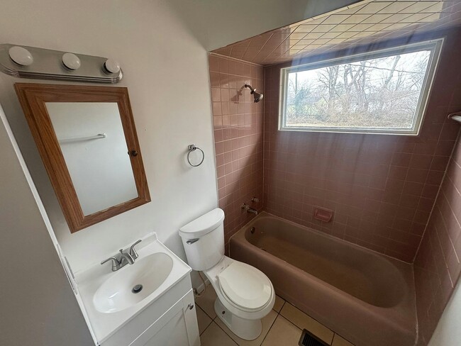 Building Photo - 4463 N Campbell Ave