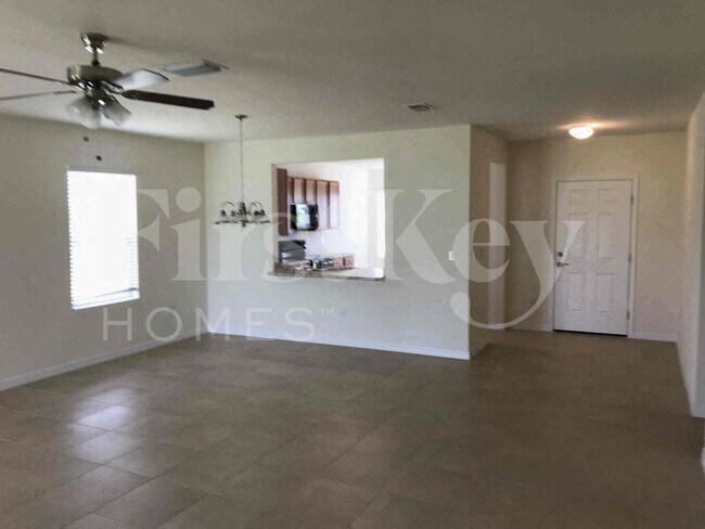 Foto del edificio - 217 NW 9th St