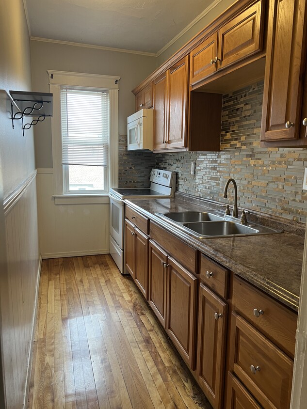Foto principal - 82 Brantwood Rd