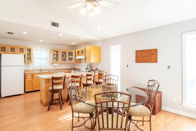 Building Photo - 14075 Wellington Trace