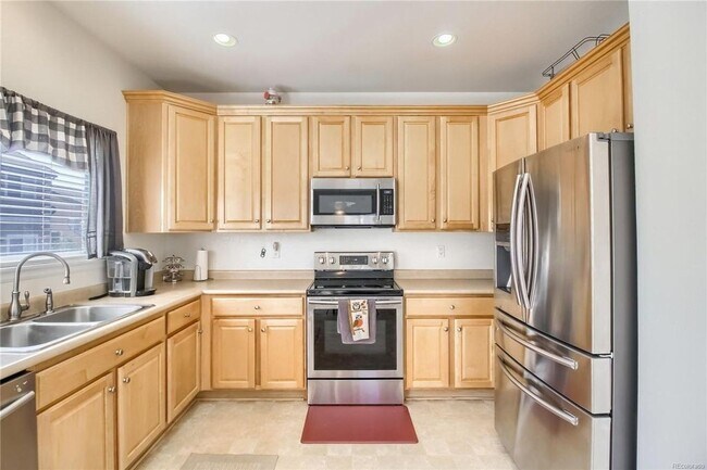 Foto del edificio - Charming 3 Bed/3 Bath Home in Thornton - G...