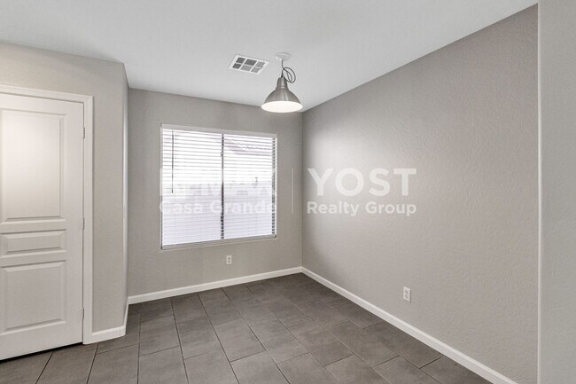 Building Photo - Charming 3 bedroom home in Highland Manor