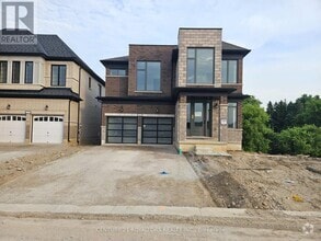 Building Photo - 157 Harwood Ave