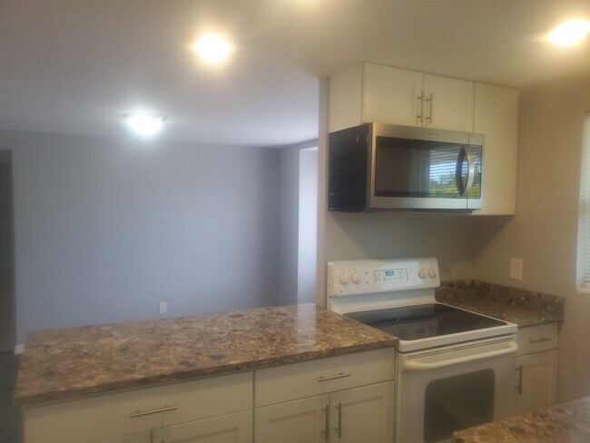 Photo - 3310 Jackson St N Apartments