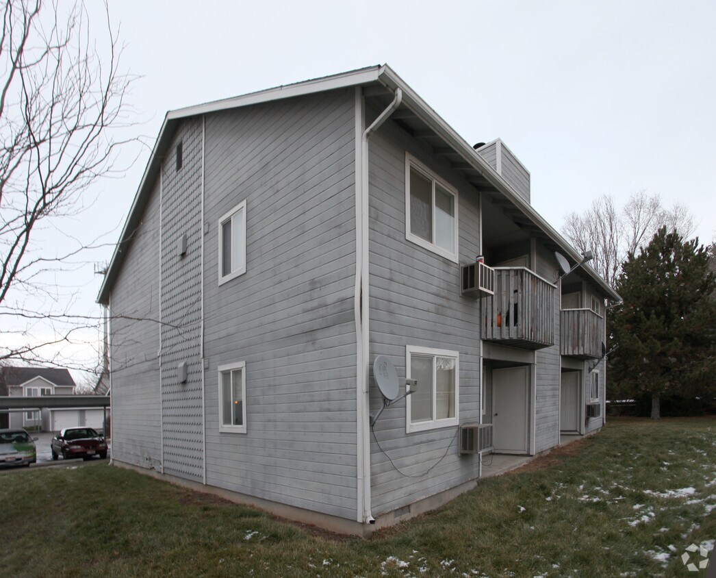 Foto del edificio - 5645 Dorian Ln