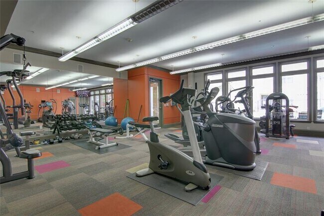 Foto del edificio - 1000 Providence Pl