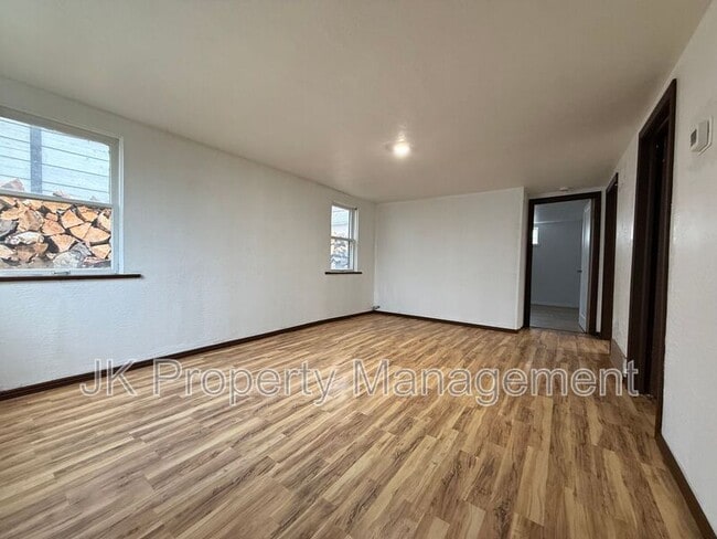 Foto del edificio - 3908 3rd Ave S