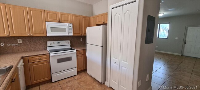 Foto del edificio - 2903 SE 17th Ave