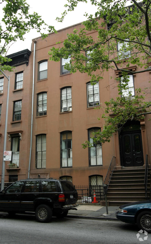 Primary Photo - 23 Schermerhorn St