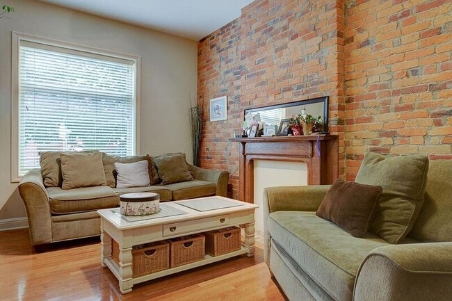 Building Photo - 34 Buttles Ave