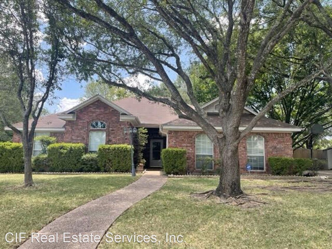 4 br, 2 bath House 611 Aspen Incline Dr. House Rental in Hewitt, TX